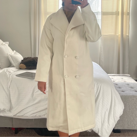 All white jacket - Picture 2 of 7